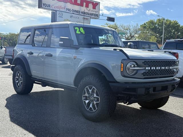 2024 Ford Bronco 4-Door Badlands's photo