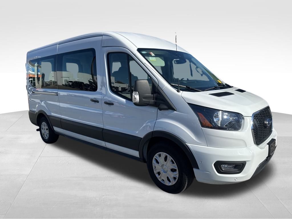 2023 Ford Transit photo 2