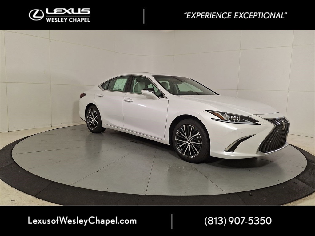 2025 Lexus ES 350's photo