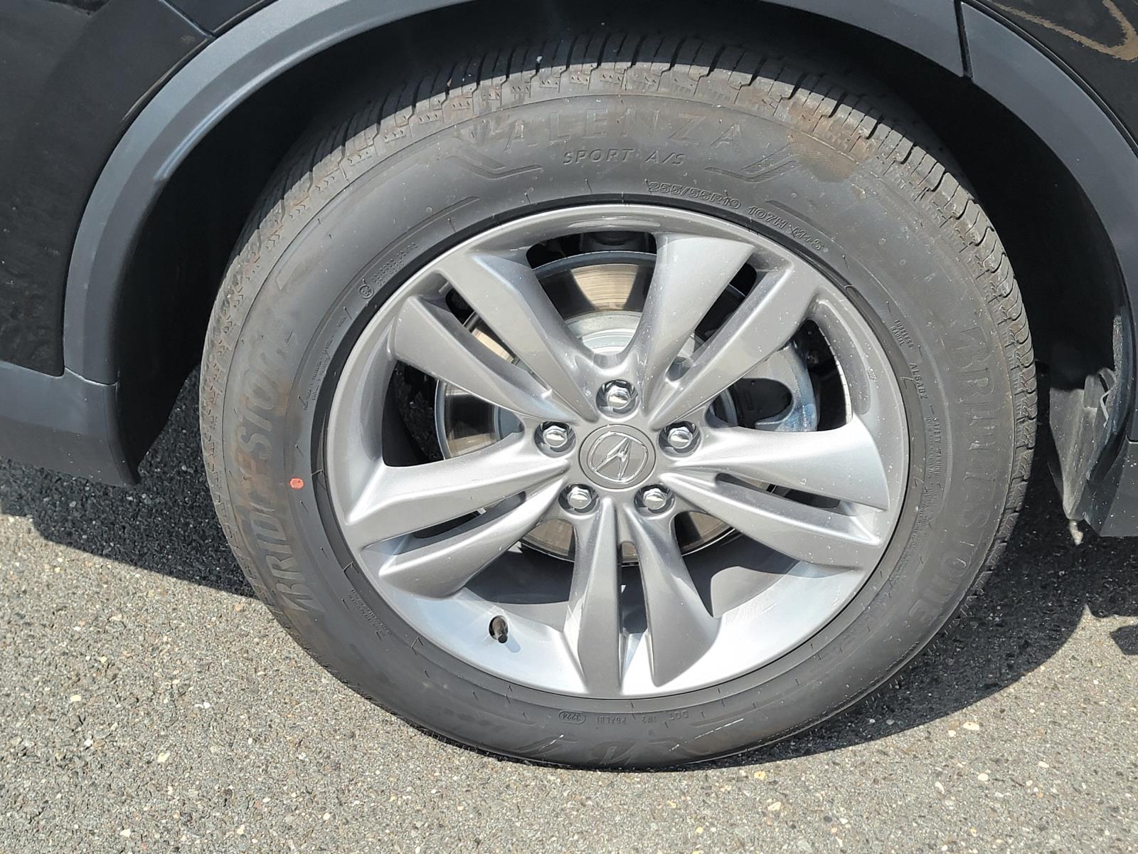 2025 Acura MDX SH-AWD photo 4