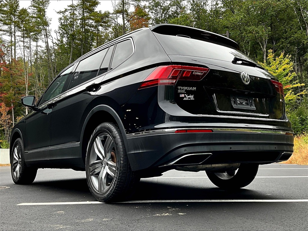 2021 Volkswagen Tiguan SEL photo 3
