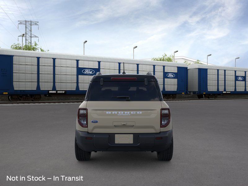 2025 Ford Bronco Sport Outer Banks photo 3