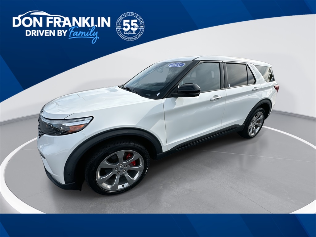 2021 Ford Explorer ST's photo