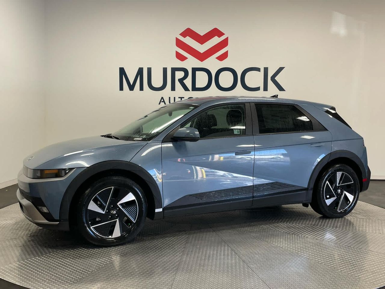 2026 Hyundai IONIQ 5 SE's photo