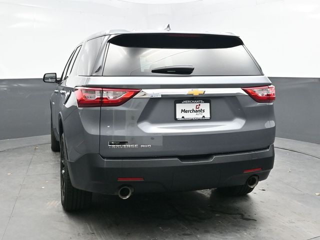 2020 Chevrolet Traverse LS photo 3