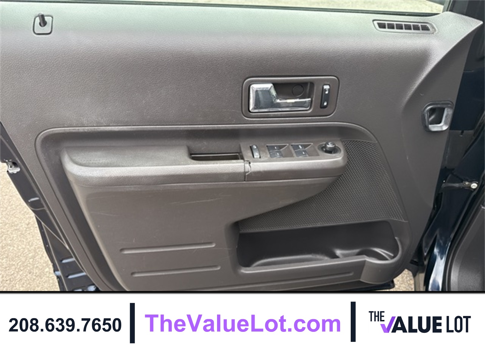 2008 Ford Edge SEL photo 16