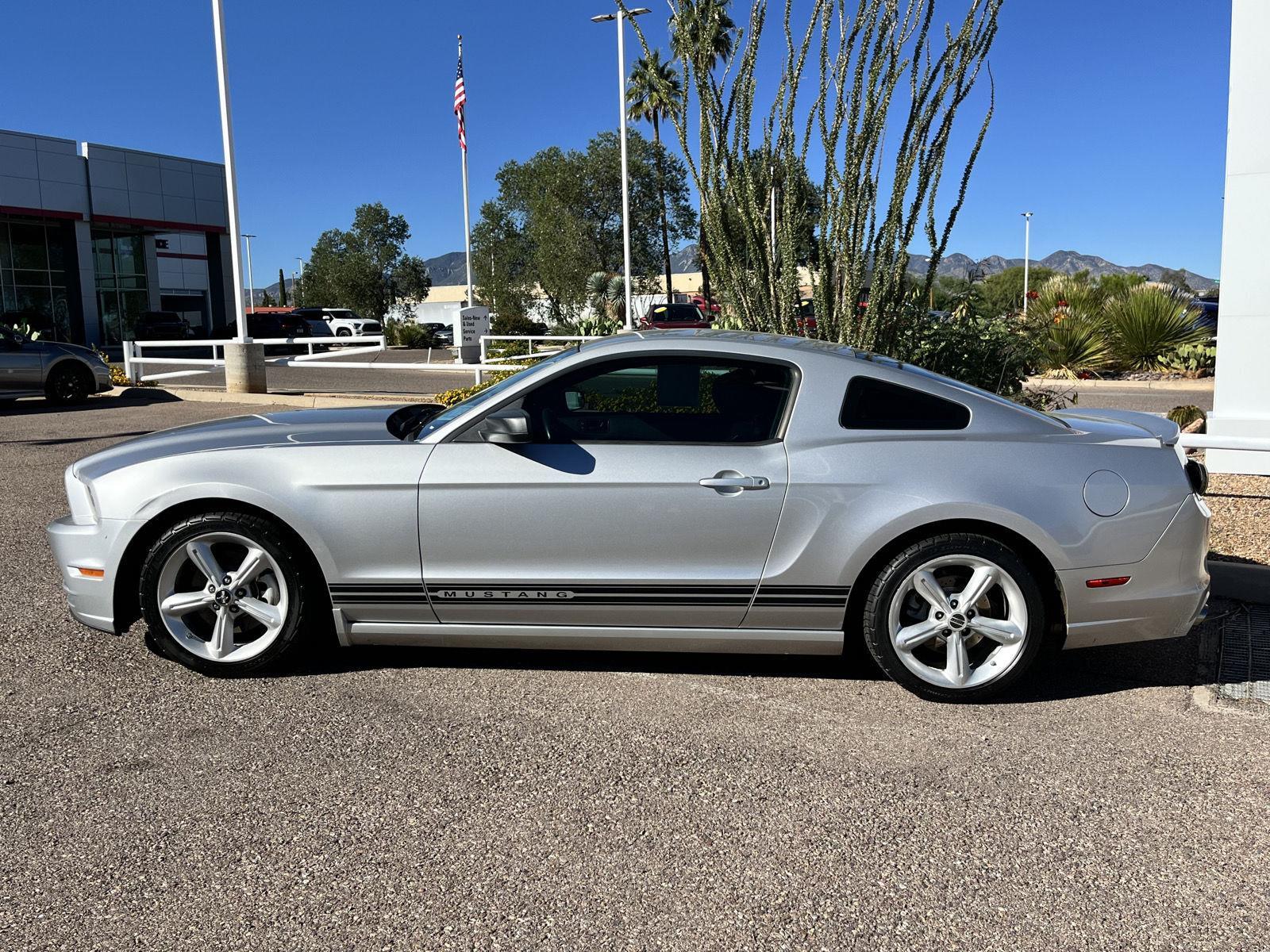 Used 2013 Ford Mustang V6 with VIN 1ZVBP8AM8D5227205 for sale in Sierra Vista, AZ