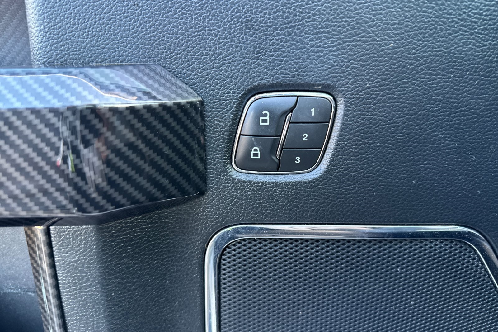2019 Ford F-150 Lariat photo 11