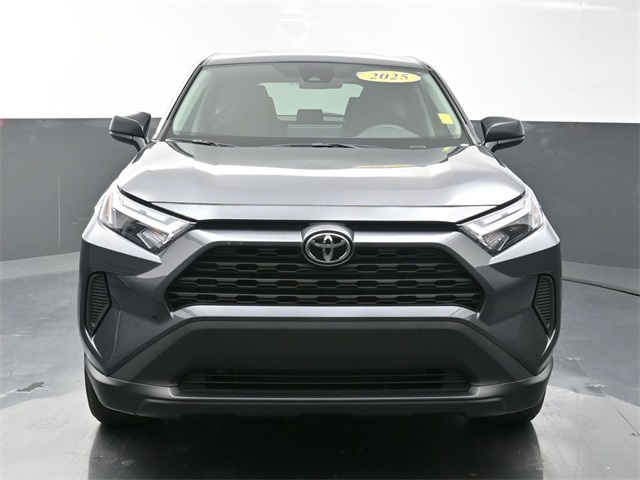 2025 Toyota RAV4 LE photo 2