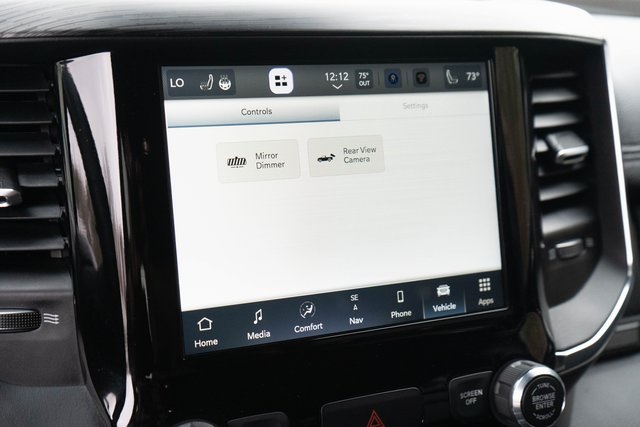 2024 Ram 1500 Laramie photo 4