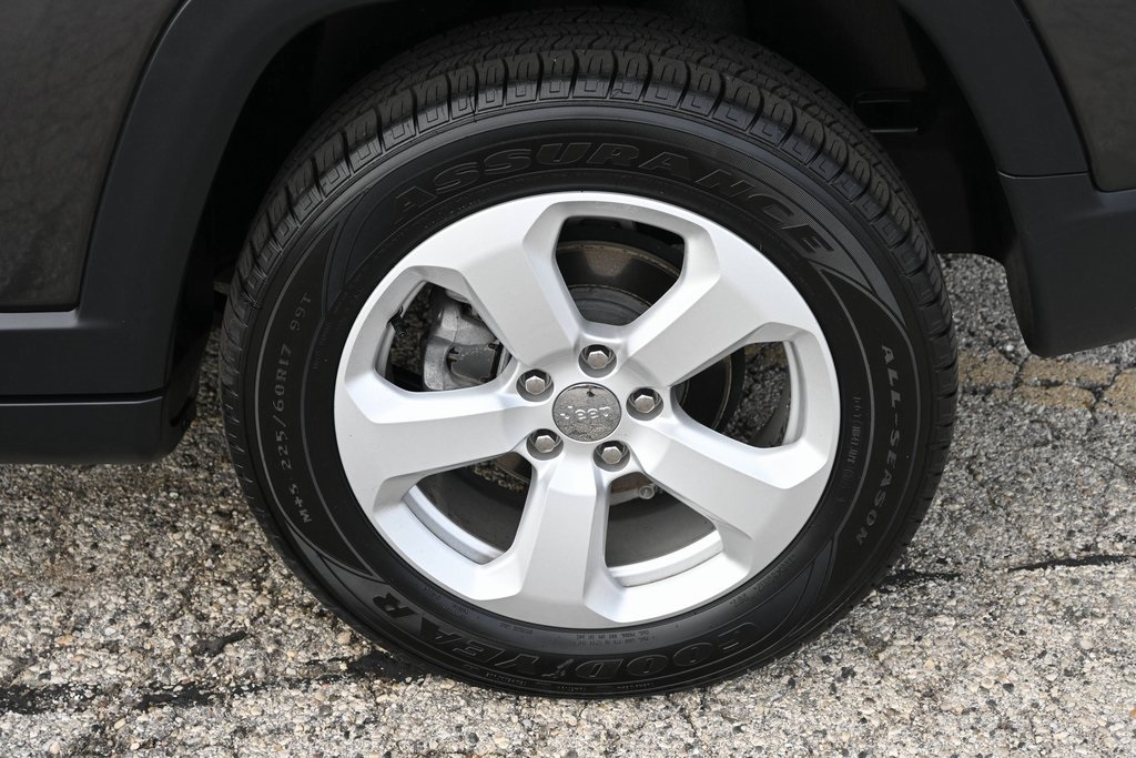 2019 Jeep Compass Latitude photo 12