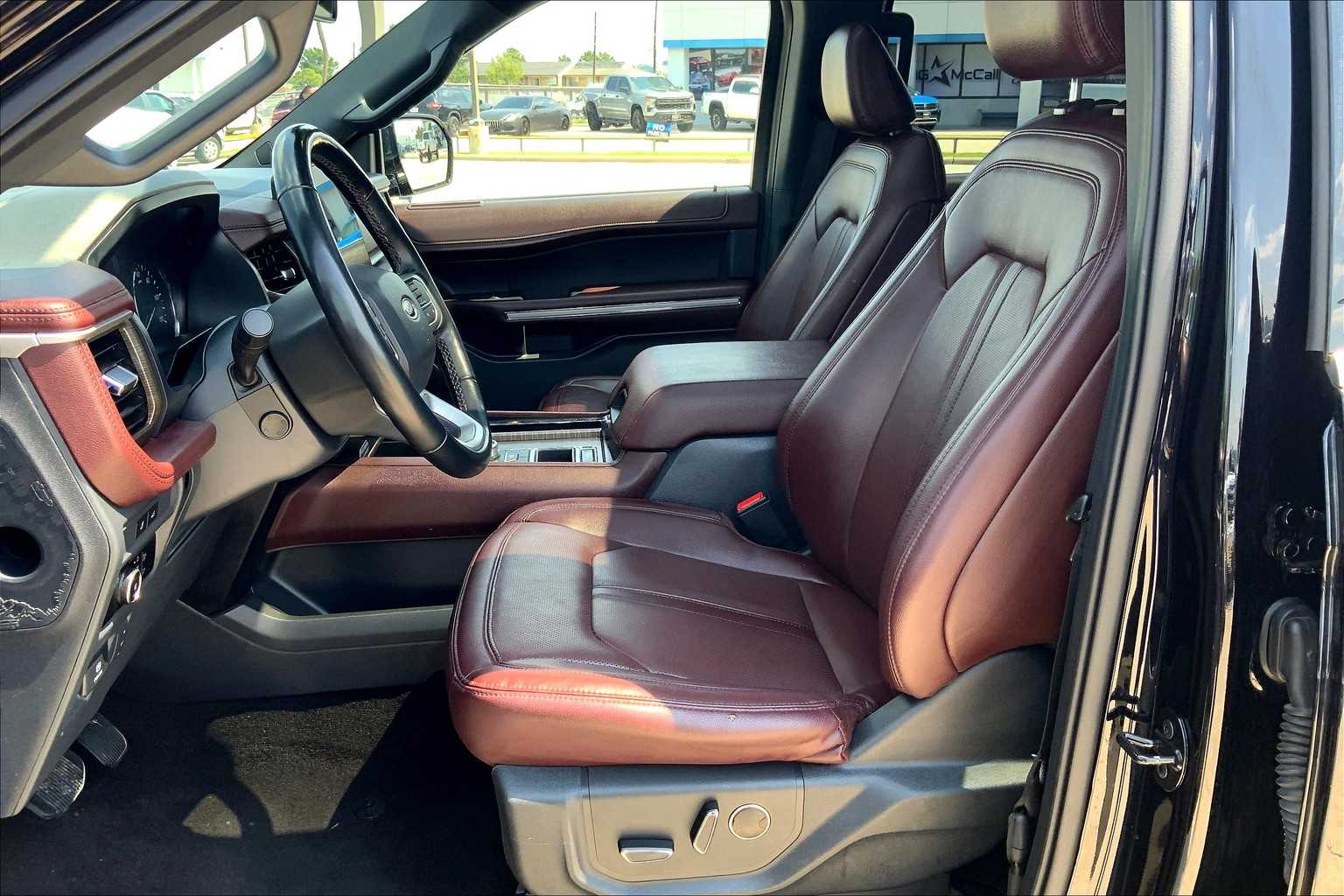 2023 Ford Expedition Limited photo 7