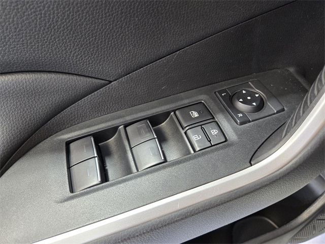 2023 Toyota RAV4 XLE photo 36