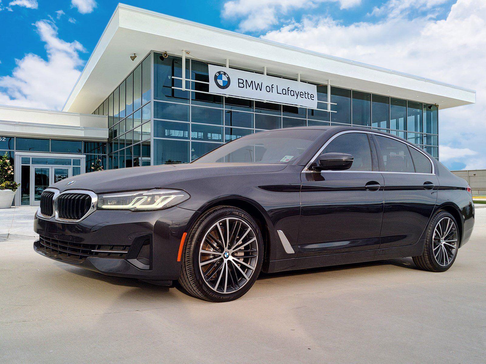 2022 BMW 5 Series 530i's photo