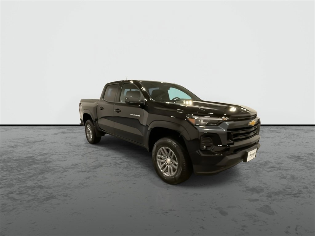 2026 Chevrolet Colorado LT photo 2