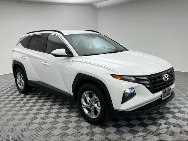 2024 Hyundai Tucson SEL photo 2