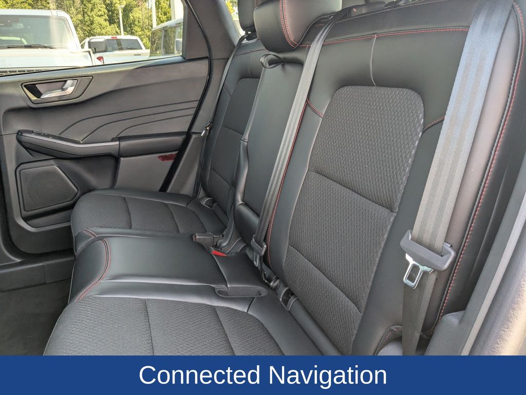 2025 Ford Escape Hybrid ST-Line photo 8