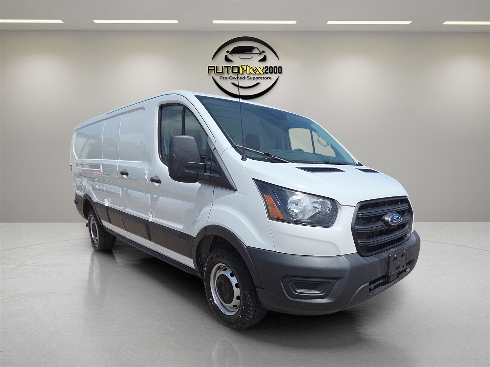 2020 Ford Transit photo 2