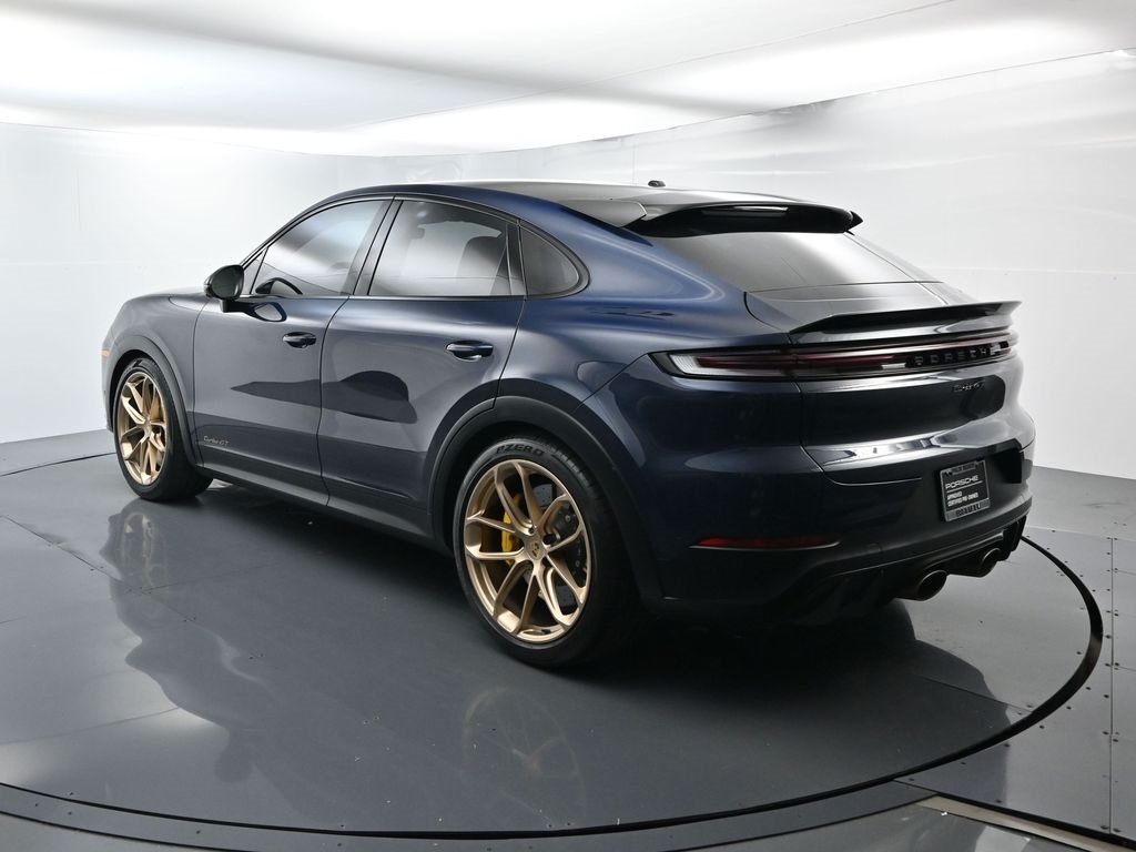 2024 Porsche Cayenne Coupe Turbo GT photo 2