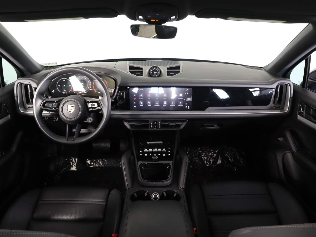 2024 Porsche Cayenne Coupe photo 13