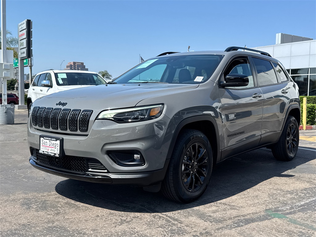 2023 Jeep Cherokee Altitude Lux photo 4