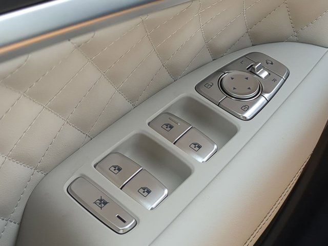 2025 Genesis G70 Sport photo 22