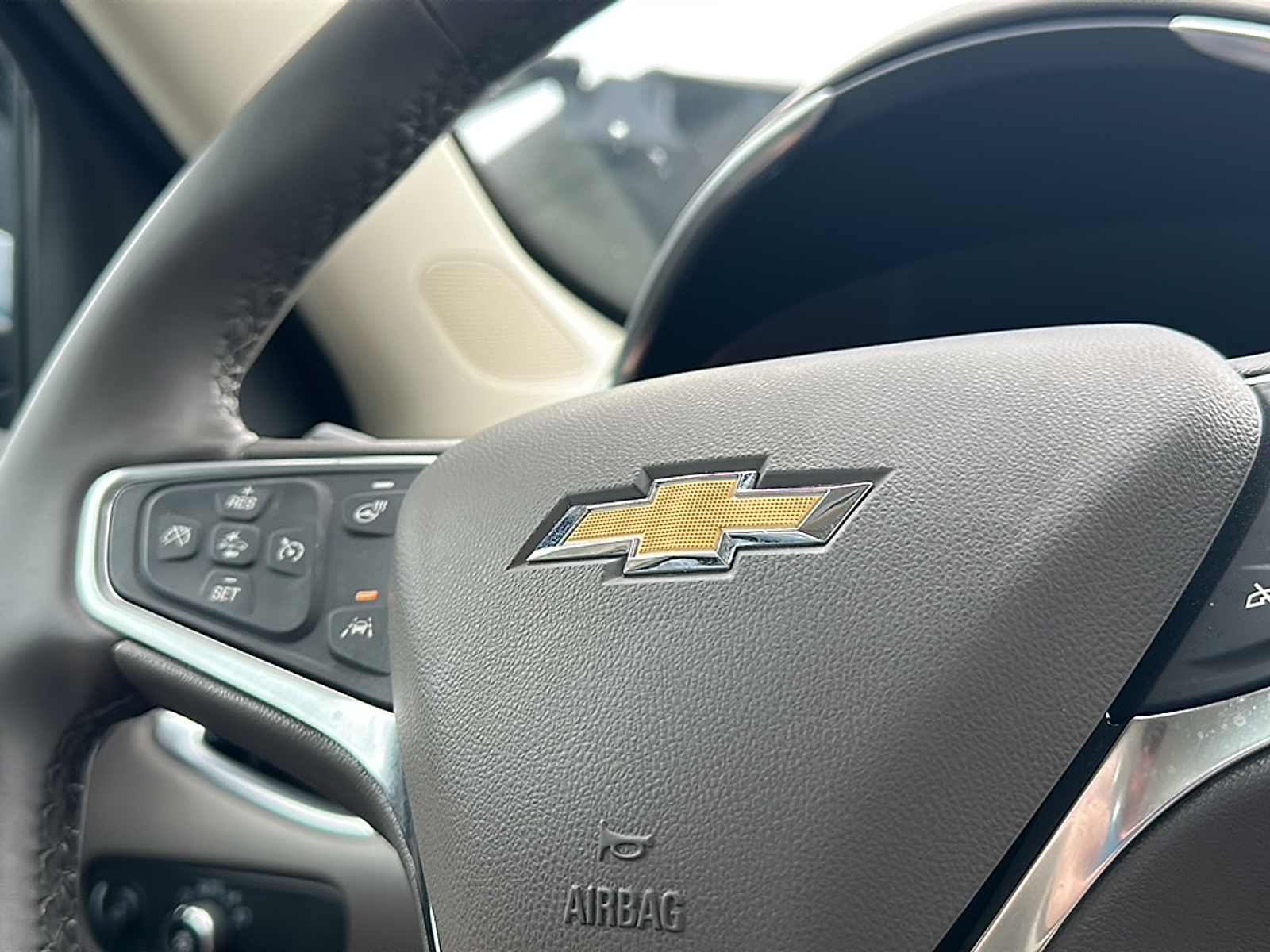 2024 Chevrolet Malibu Premier 2LT photo 19