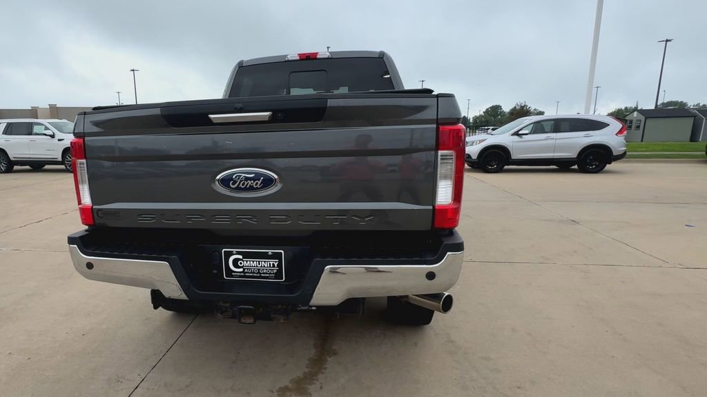 2019 Ford F-250 Lariat photo 6