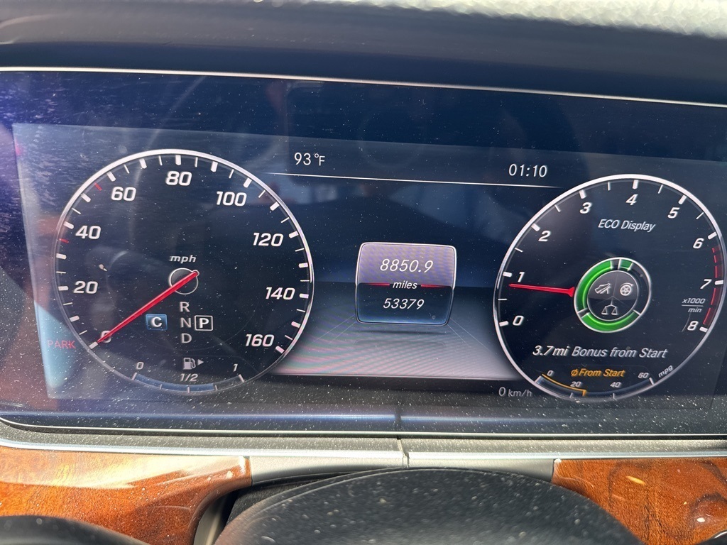 2017 Mercedes Benz E 300 photo 3