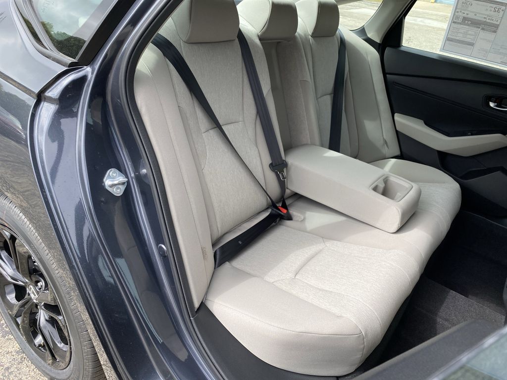 2025 Honda Accord SE photo 27