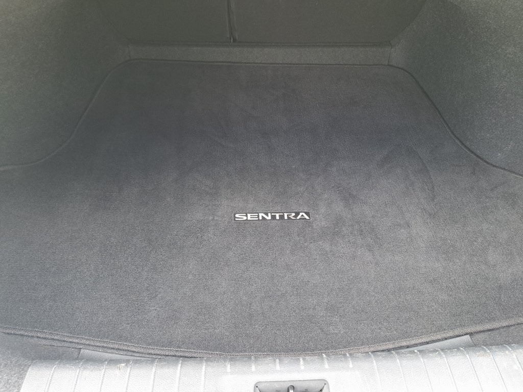 2022 Nissan Sentra SV photo 22