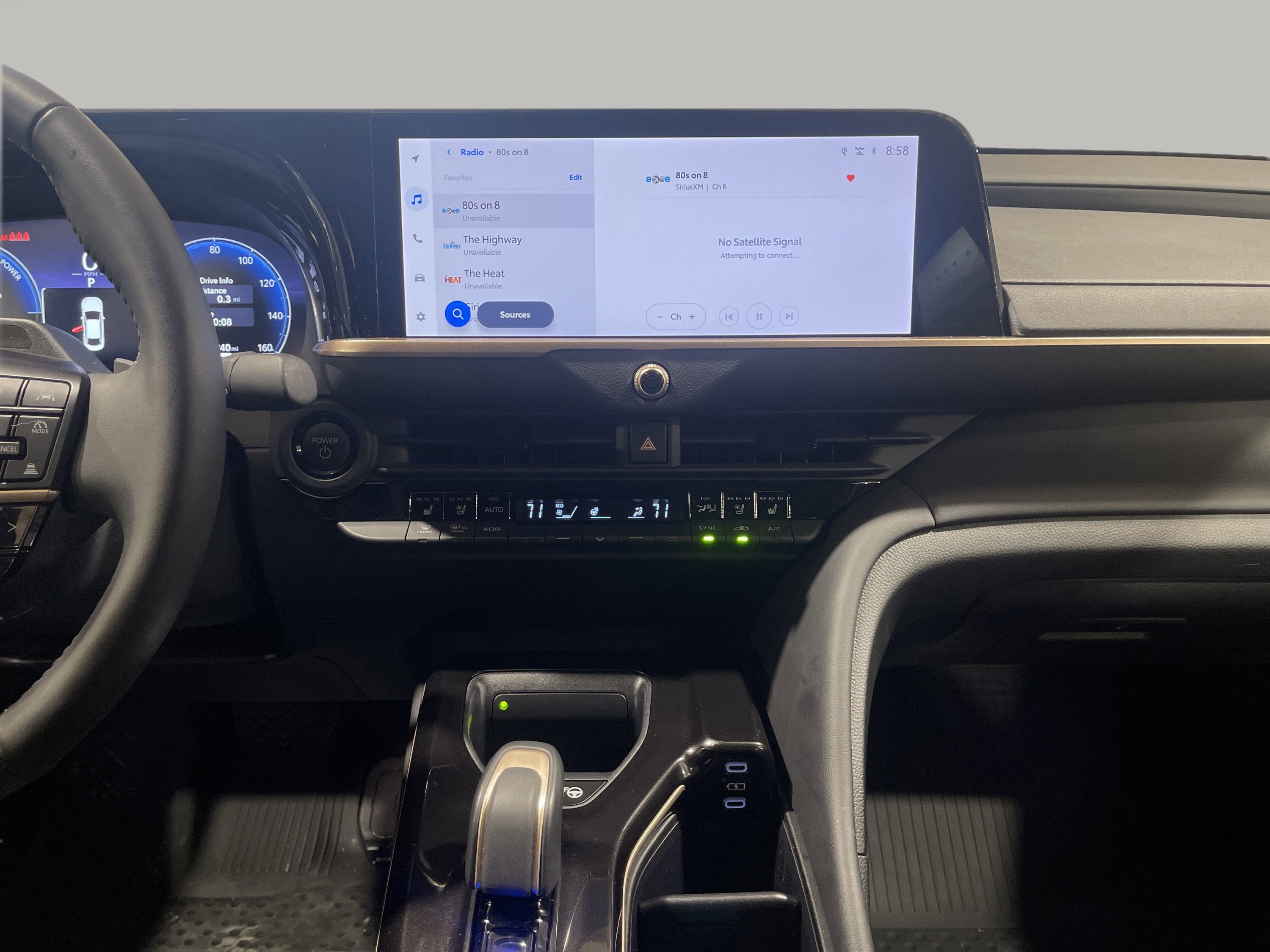 2025 Toyota Crown Platinum photo 19