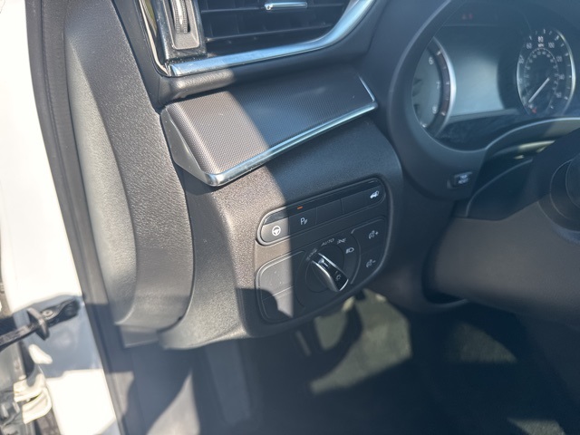 2023 Infiniti QX50 Luxe photo 8
