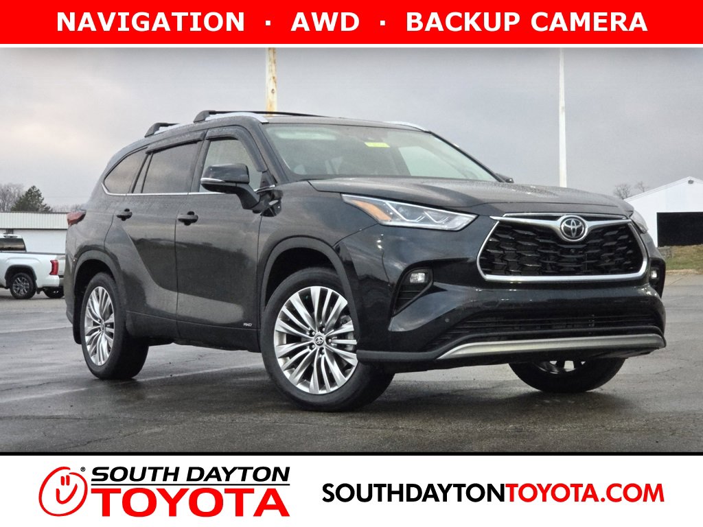 2026 Toyota Highlander Platinum's photo