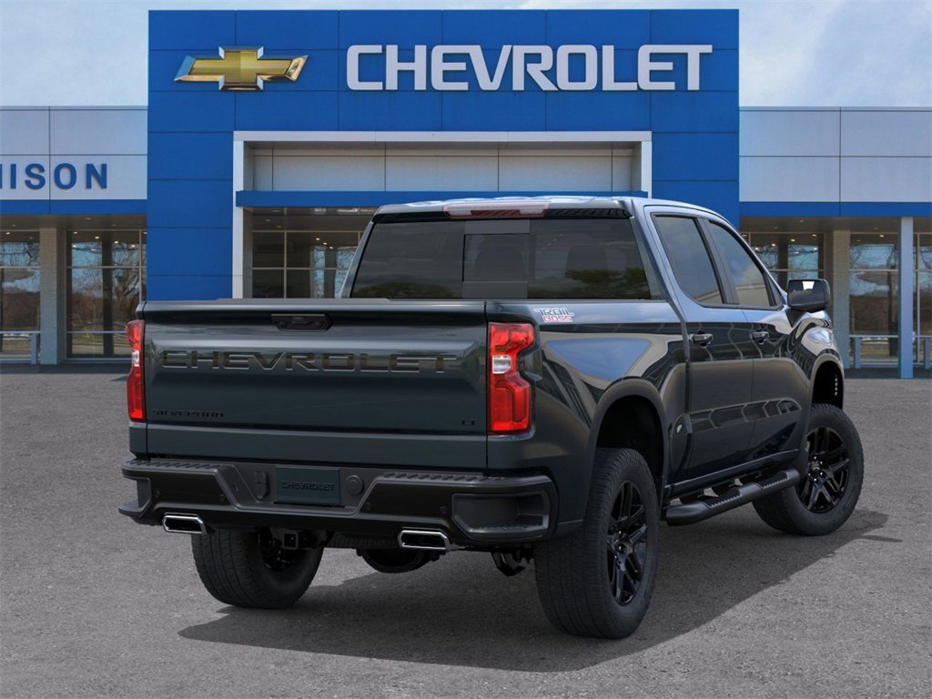 2026 Chevrolet Silverado 1500 LT Trail Boss photo 2
