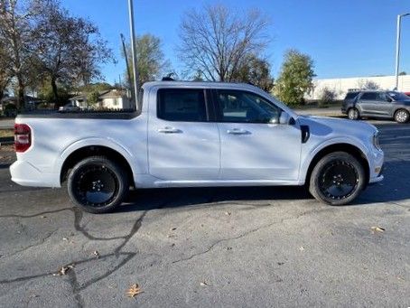 2026 Ford Maverick Lobo High's photo
