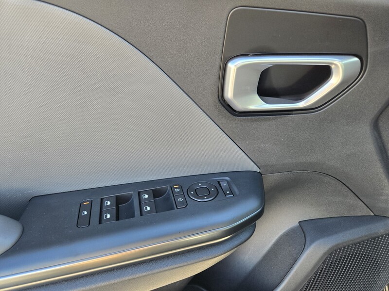 2025 Kia K4 LXS photo 16