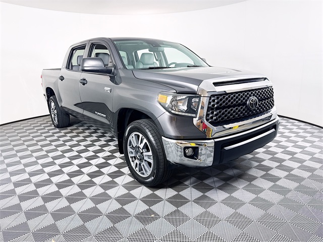 2021 Toyota Tundra SR5's photo