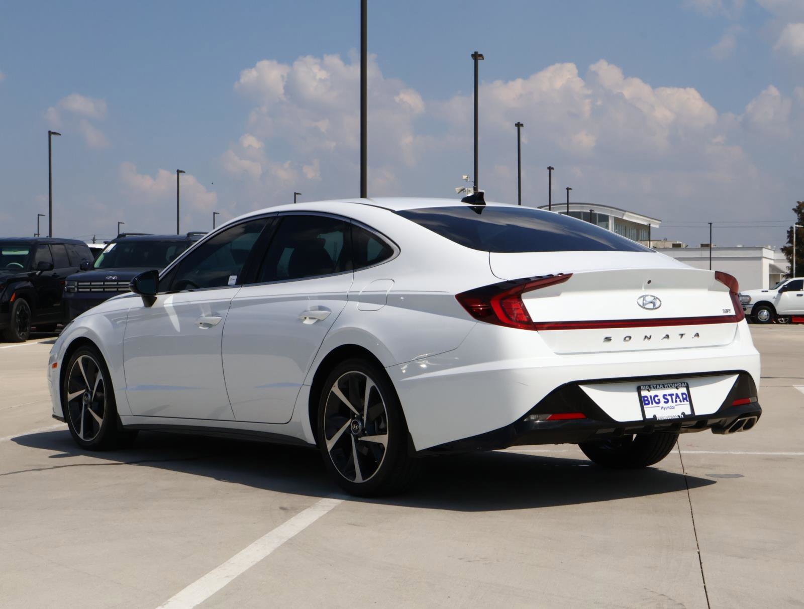 2021 Hyundai Sonata SEL Plus photo 3