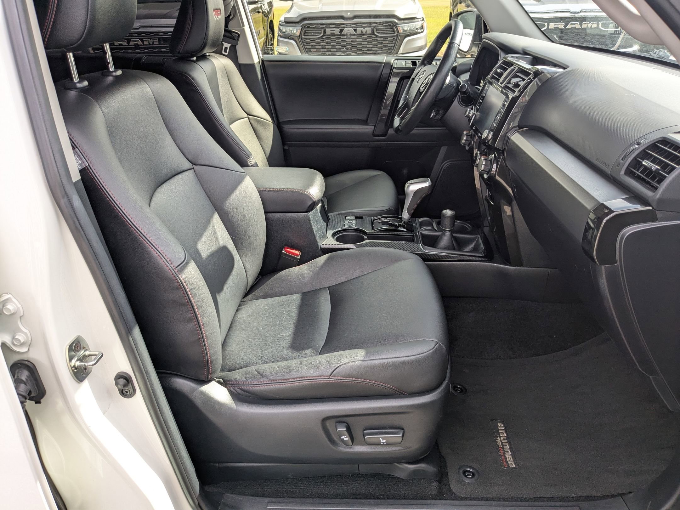 2024 Toyota 4Runner TRD Premium photo 32
