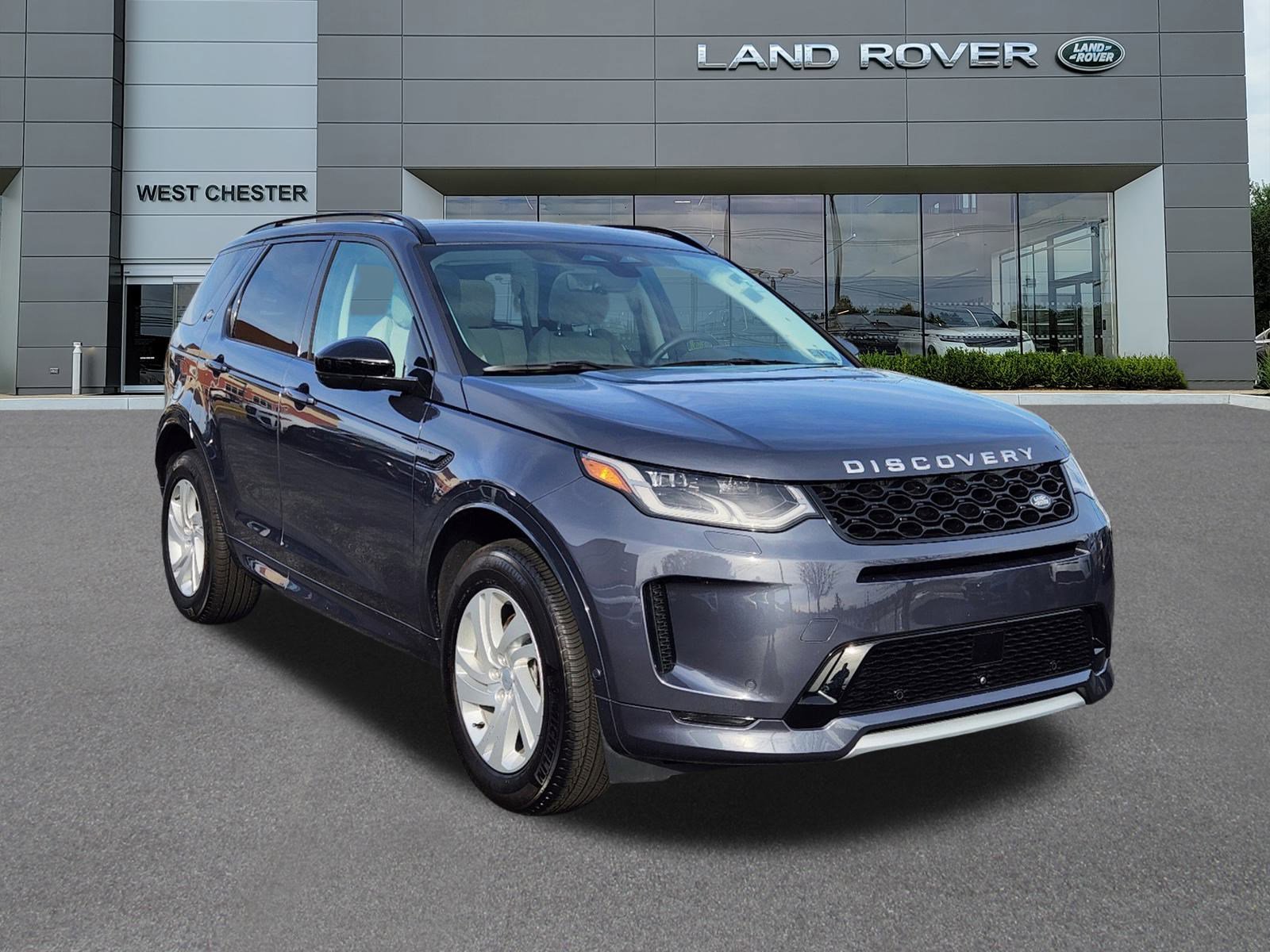 2024 Land Rover Discovery Sport S photo 2