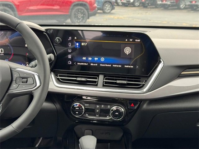 2026 Chevrolet Trax ACTIV photo 3