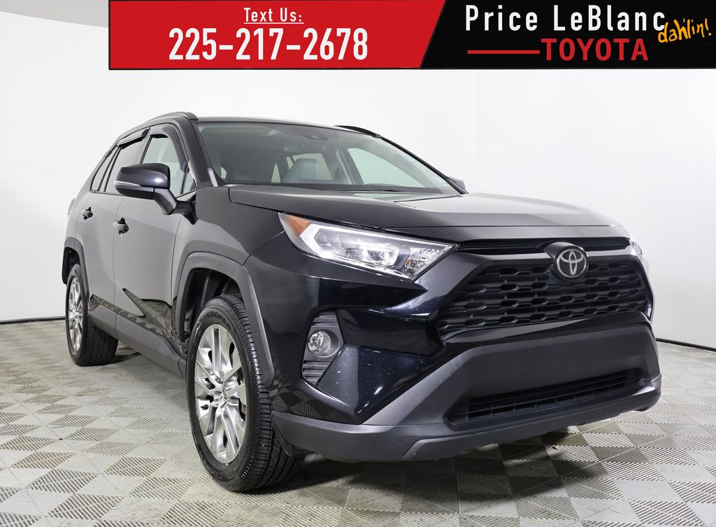2021 Toyota RAV4 XLE Premium's photo
