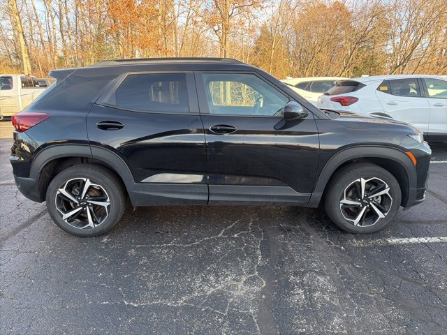 2023 Chevrolet Trailblazer RS photo 2