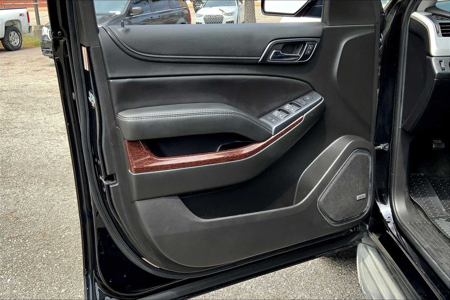2015 Gmc Yukon XL SLE photo 17