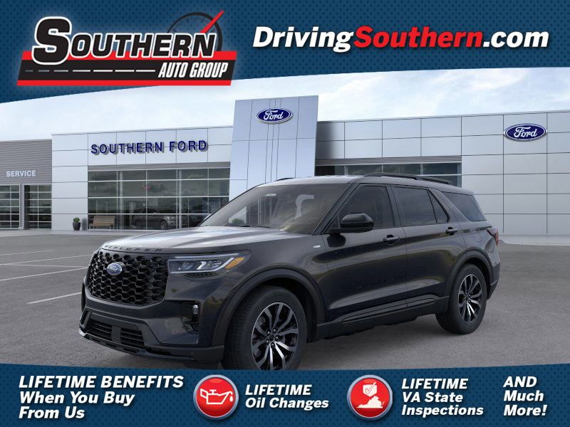 2025 Ford Explorer ST-LINE's photo
