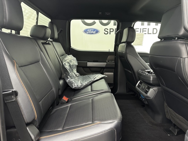 2025 Ford F-150 Lariat photo 15