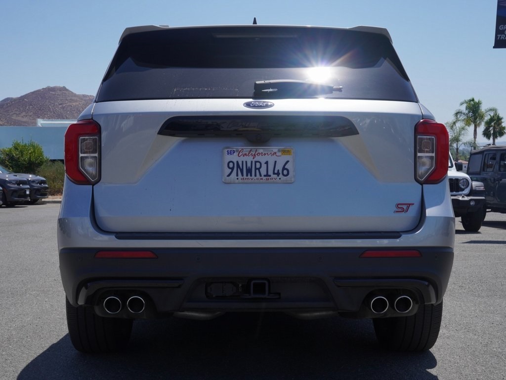 2024 Ford Explorer ST photo 4