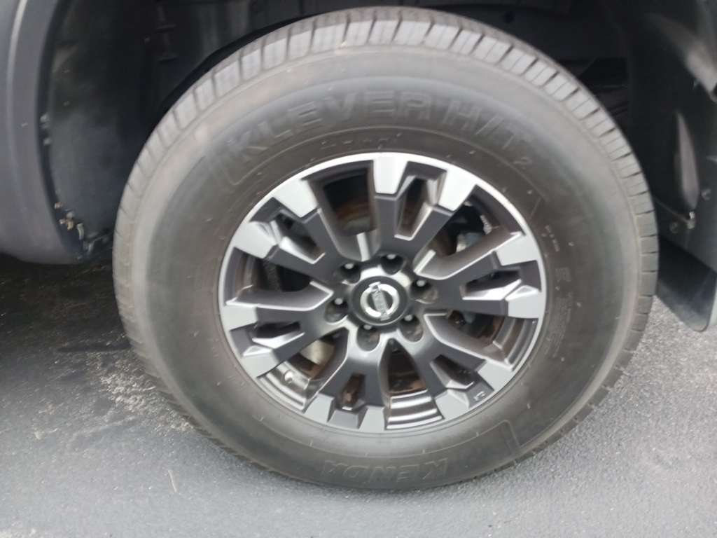 2018 Nissan Titan PRO-4X photo 30