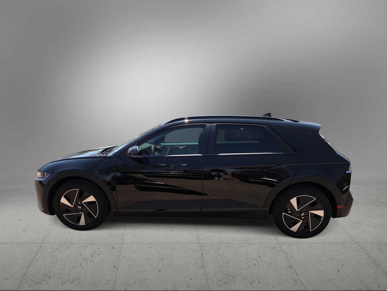 2025 Hyundai Ioniq 5 SEL photo 4